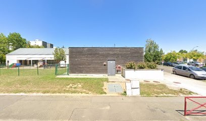 Crèche Les Lucioles, Crèche à Lucé