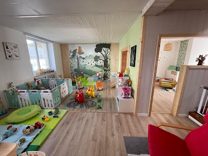 Mam Les Petits Crapauds, Service de Garde d'Enfants à Domicile à Spézet