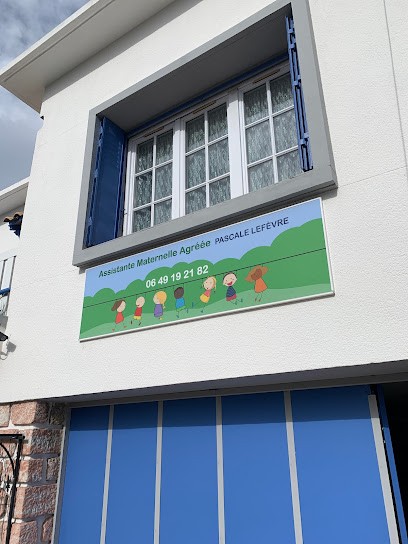 Easter Childminder, Assistante Maternelle à Béziers