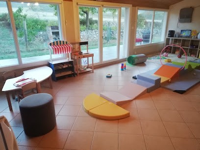 Amandine Vieu Childminder Educatrice De Jeunes Enfants, Assistante Maternelle à Fontenilles