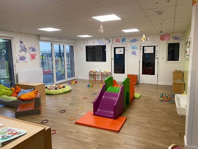 Crèche Classified Graines La Maison Bleue, Crèche à Franconville