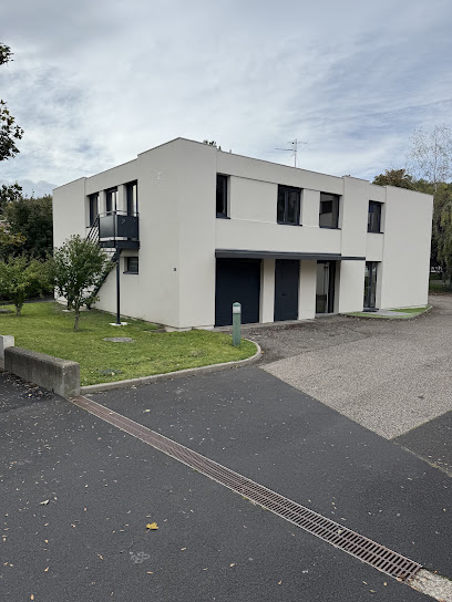 Comme À La Maison, Crèche à la Roche-Blanche