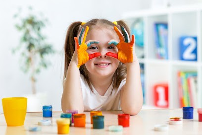Home Kids Parigné Le Pôlin, Service de Garde d'Enfants à Domicile à Parigné-le-Pôlin