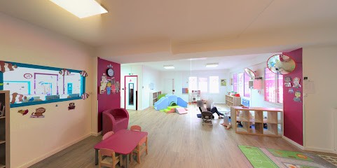Crèche Berceau Des Rois — Le Kremlin-Bicêtre, Crèche au Kremlin-Bicêtre