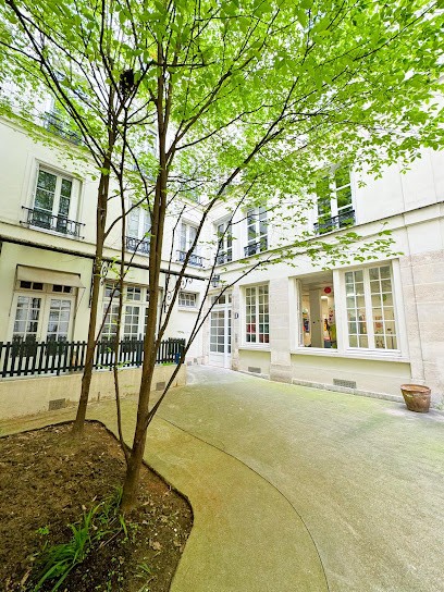 Crèche Crescendo Enfance Et Découvertes, Crèche à Paris 03