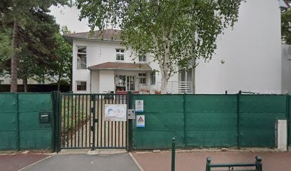 Crèche Les Dauphins, Crèche au Plessis-Robinson