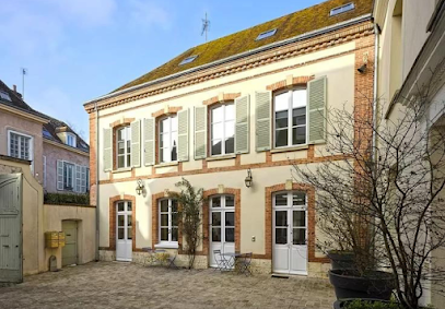 La Compagnie Des Familles Chartres, Service De Garde D'enfants À Domicile à Chartres