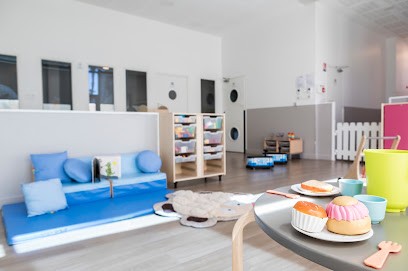 Micro Crèche Sirius - La Maison Bleue, Crèche à Ivry-sur-Seine
