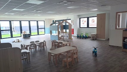 Les Petits Chaperons Rouges, Crèche à Ensisheim