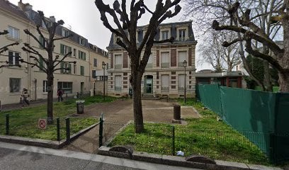 Crib Collective Halte Garderie Pirouette, Crèche à Mantes-la-Jolie