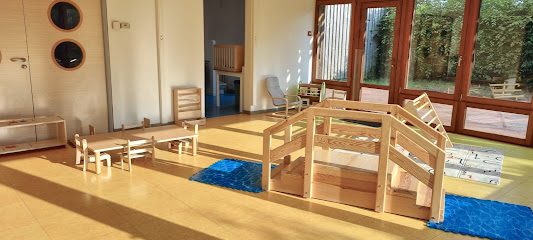 Mam Chante, Monte Et Souris, Mam Montessori, Service De Garde D'enfants À Domicile à Chartres