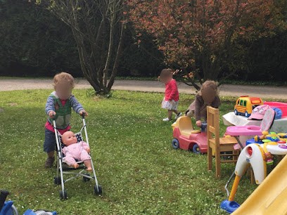 Chez Tata Mana - Sabrina Gatier, Assistante Maternelle à Varennes-Jarcy