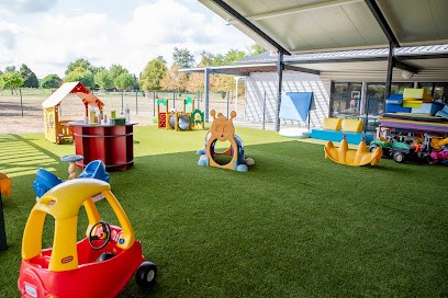 Crèche Les Frimousses, Crèche à Lafox