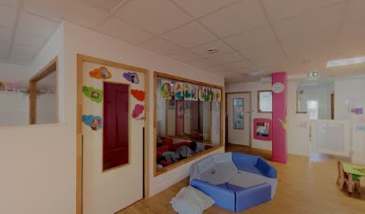 Crèche Massy Rue Jules Ferry - Carrousel Et Câlins, Crèche à Massy