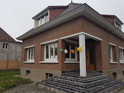 Les Fées Mam, Crèche à Provin