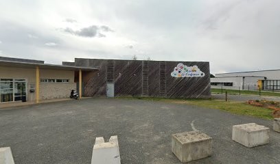 Hall - Relay Assistantes Maternelles, Assistante Maternelle à Villebarou