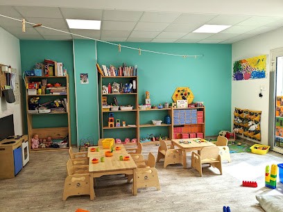 Micro Crèche Les Petites Pousses De Saint-Pierre, Crèche à Marseille 05