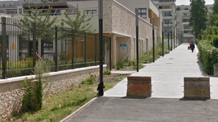 Departmental Crèche Madeleine-Brès, Crèche à Fresnes