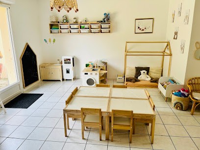 Mam Doudou And Company, Assistante Maternelle à Saint-Savin