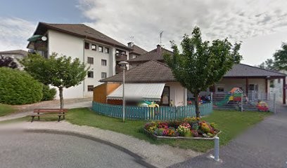 Multi Home Choubidou, Crèche à Entrelacs