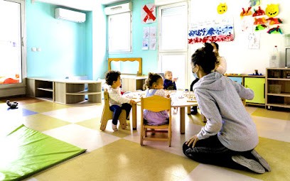 Micro-crèche Youbee For Kids Le Patio, Crèche à Marseille 02