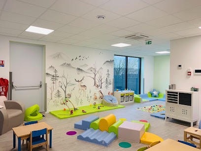 Micro Crèche Tambourin Et Castagnettes, Crèche à Roncq