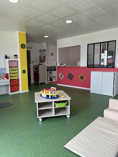 Micro Crèches Pirouette Cacahuete Crèche à Herlies