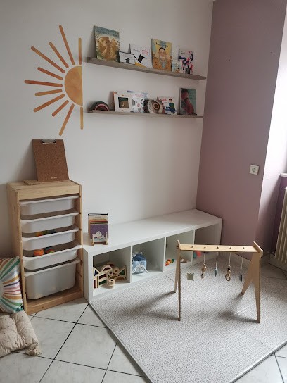 Suzanne, Assistante Maternelle Agréée, Service de Garde d'Enfants à Domicile à Saint-Claude