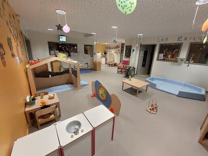Island Toucalin, Crèche à Niort