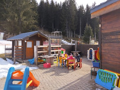 Micro Crèche La Farandole, Crèche aux Adrets