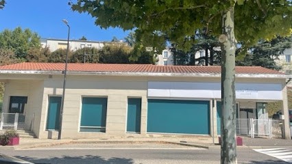 Les Petits Chaperons Rouges, Crèche à Saint-Héand