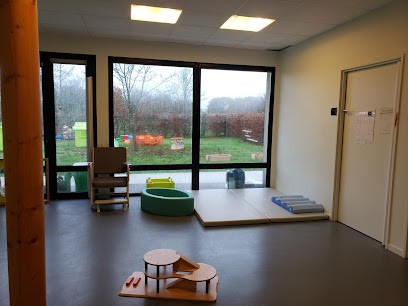 Crèche La Maison De La Petite Enfance La Maison Bleue, Crèche à Tauxigny-Saint-Bauld
