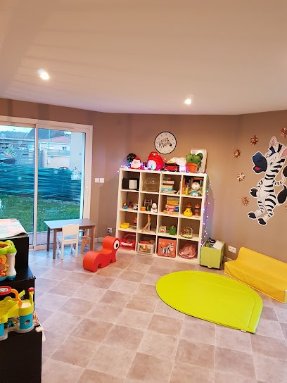 Micro Crèche Les Petits Zèbres Issoire, Crèche à Issoire