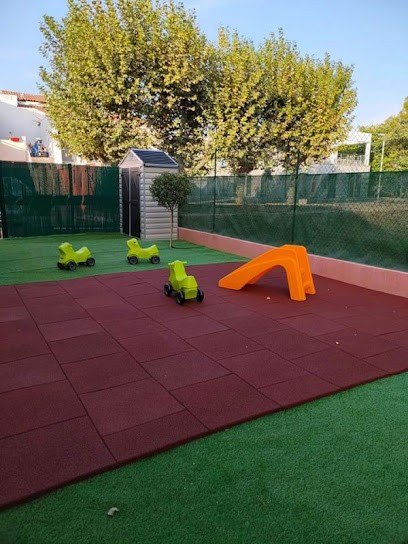 Micro-Crèche Les Chérubins De La Sainte Baume, Crèche à Saint-Maximin-la-Sainte-Baume