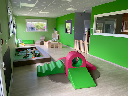 Micro Crèche Les P'tits Pieds Dans Les Prés, Crèche à Flers-en-Escrebieux