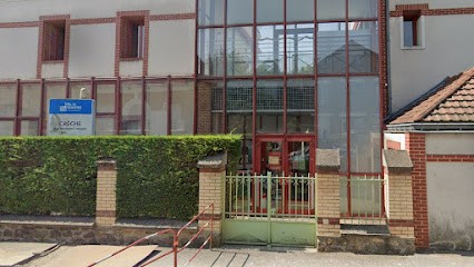 Departmental Crèche Maisons Rouges, Crèche à Fontenay-sous-Bois