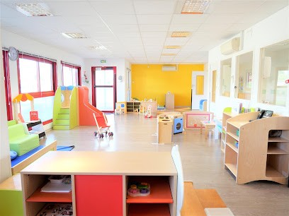 Multi Home Crèche Les P'tits Loups - People&Baby, Crèche à Huisseau-sur-Cosson