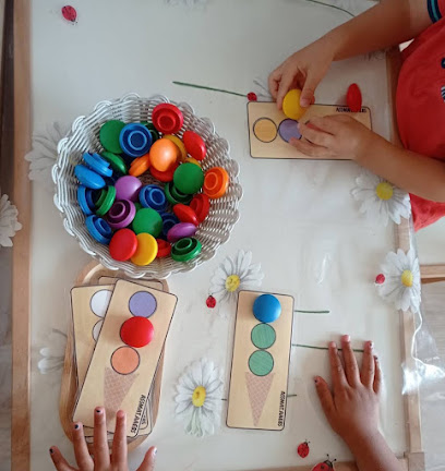 Assistante Maternelle Agréée Angers, Service De Garde D'enfants À Domicile à Angers