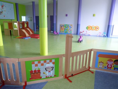 Micro-Crèches À L'aube Des Sens, Crèche à Neuflize