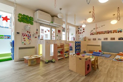 Les Petits Chaperons Rouges, Crèche à Paris 03