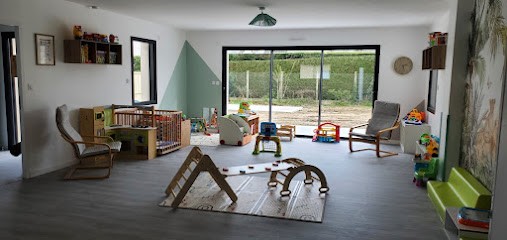 Les Womam Baby's, Assistante Maternelle à Lanvallay