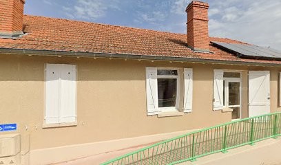 Country D'arthur, Crèche à Mably