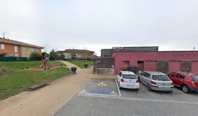 Crèche Aux Pays Des Fées, Crèche à Saint-Jean